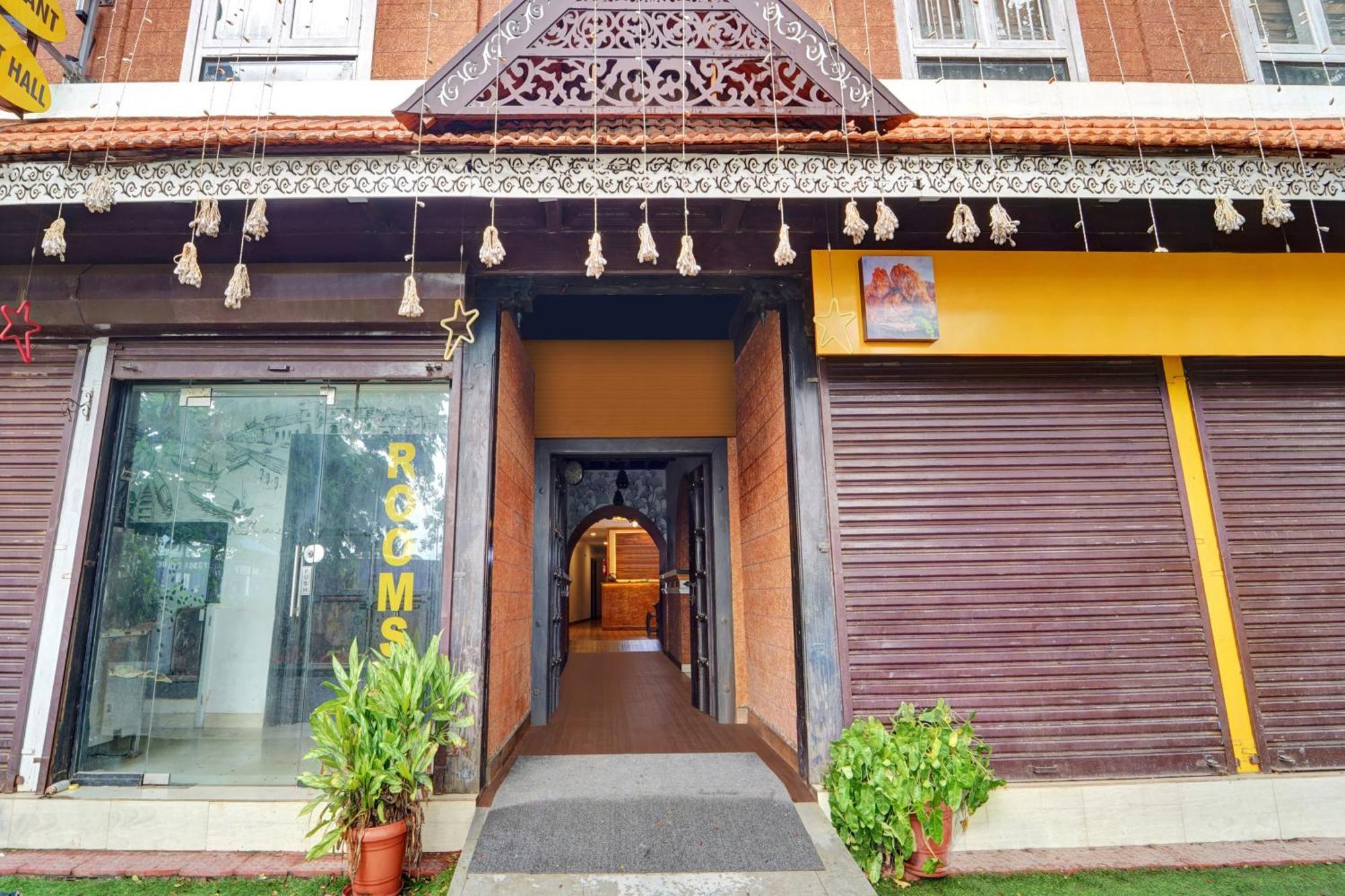 Super Collection O Calvathy Road Near Fort Kochi Extérieur photo